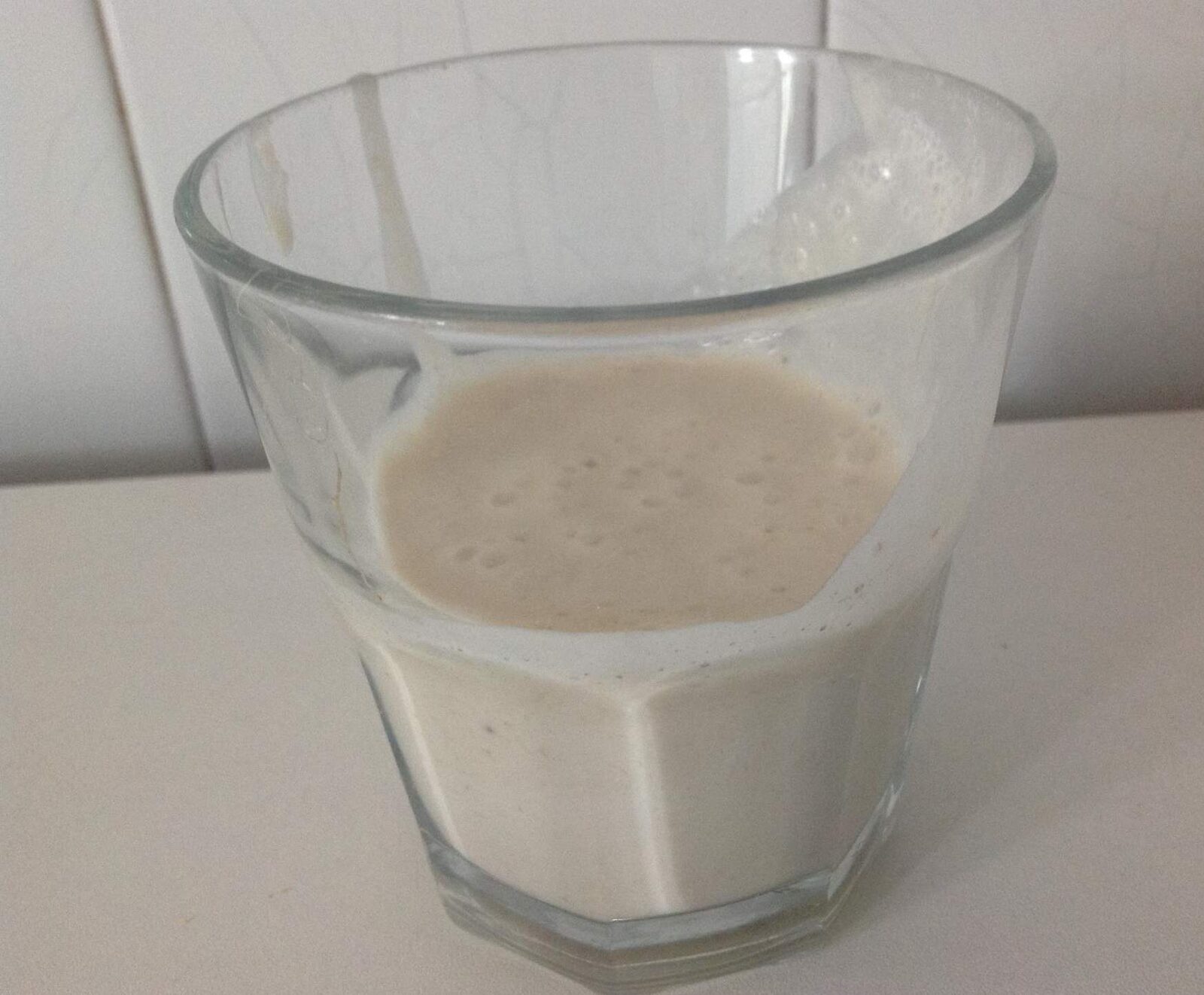 Smoothie banane et lait d'amande