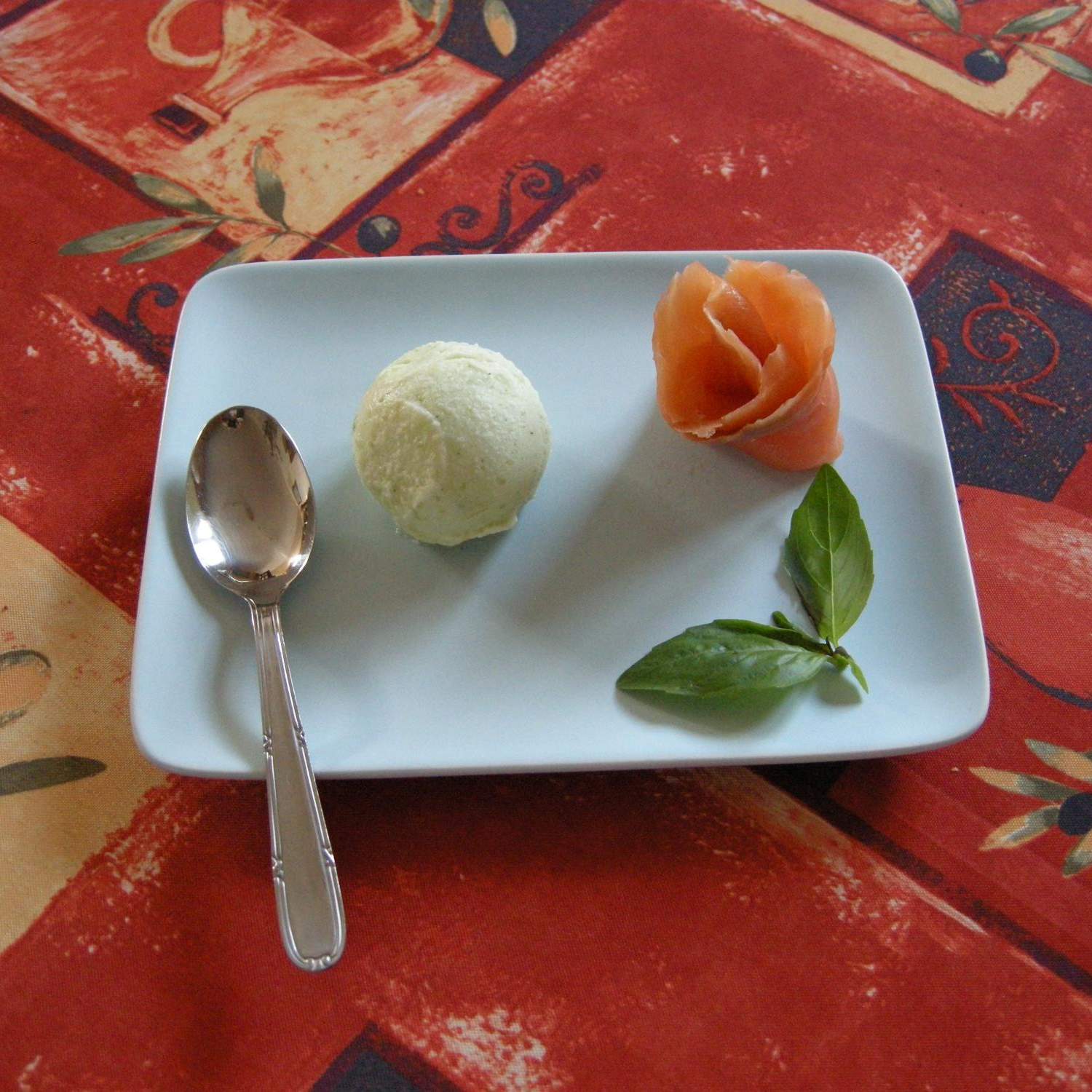 Sorbet concombre - pomme et sa fleur de saumon