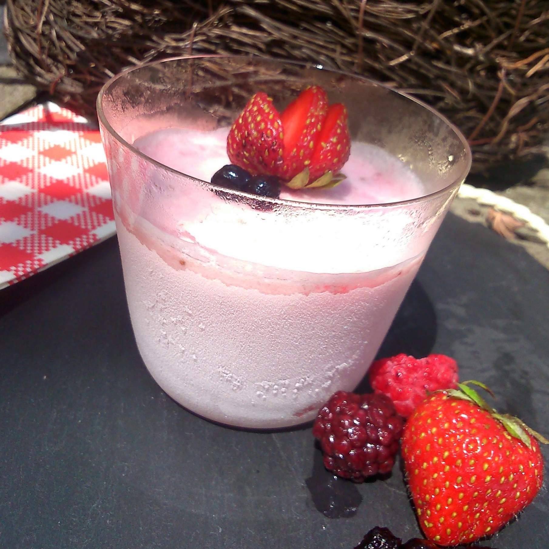 Soufflé glacé aux fraises
