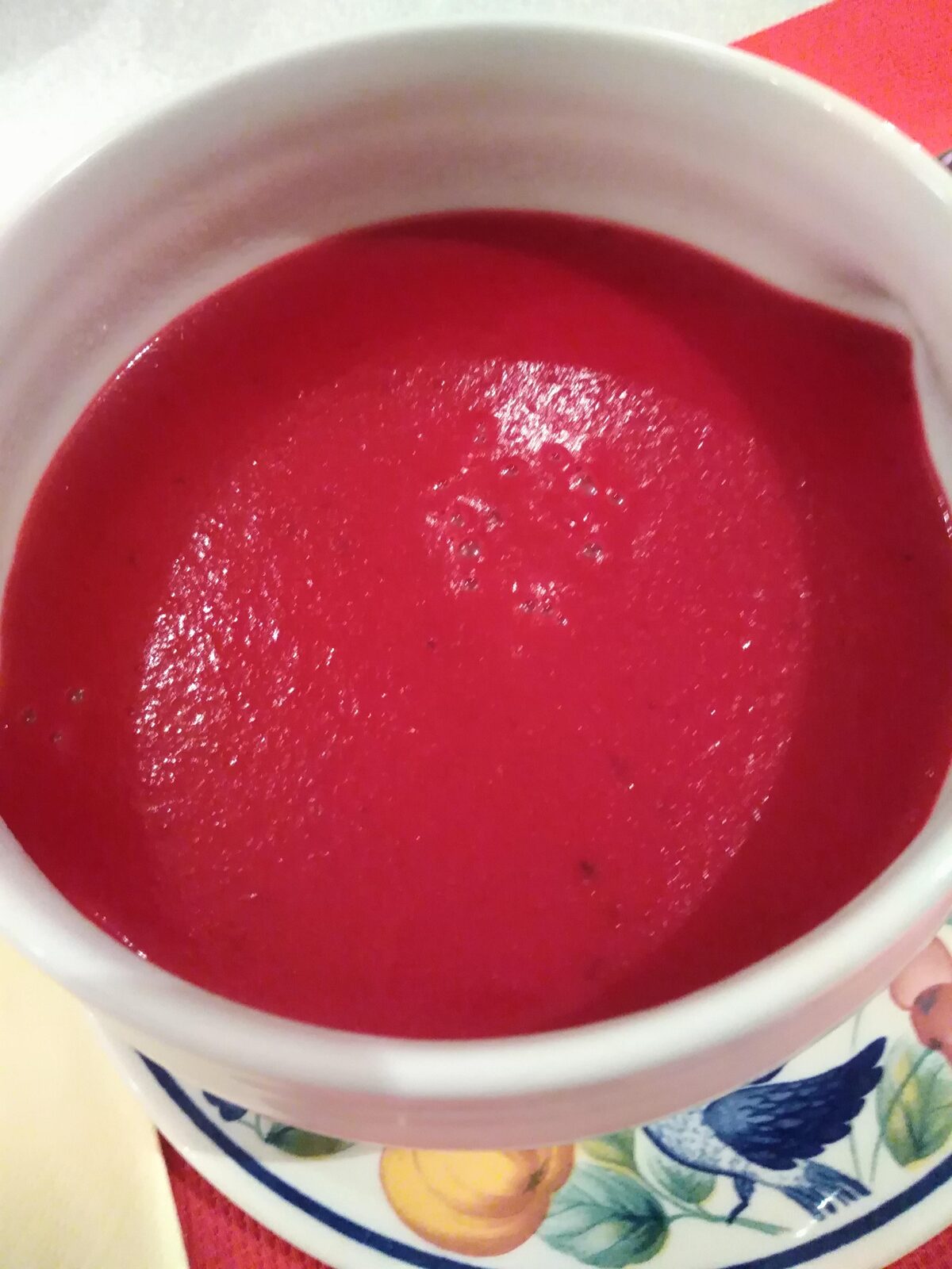 Soupe à la betterave chaude