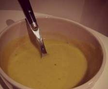 Soupe de courgette au pesto