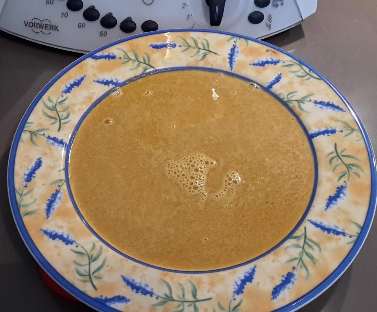 Soupe de pois cassés au lait de coco