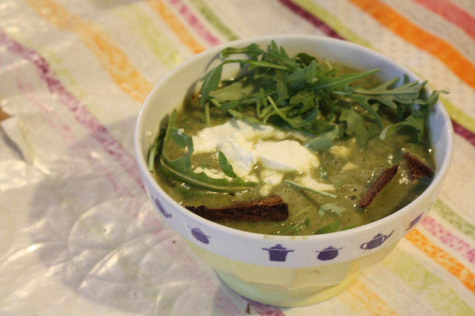 Soupe de roquette au chèvre