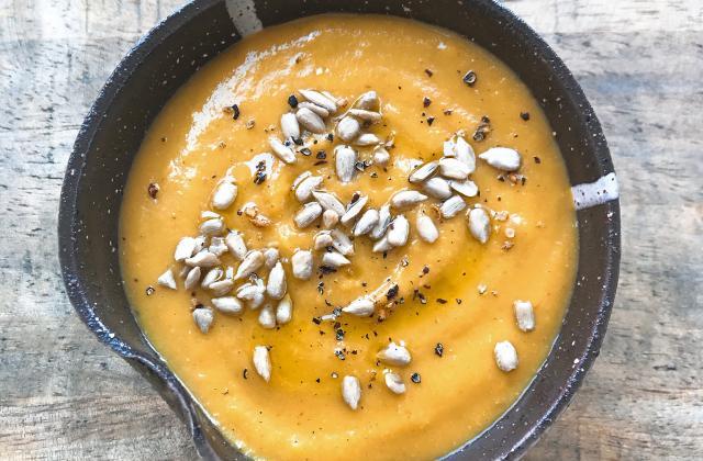 Soupe lentilles corail & carottes