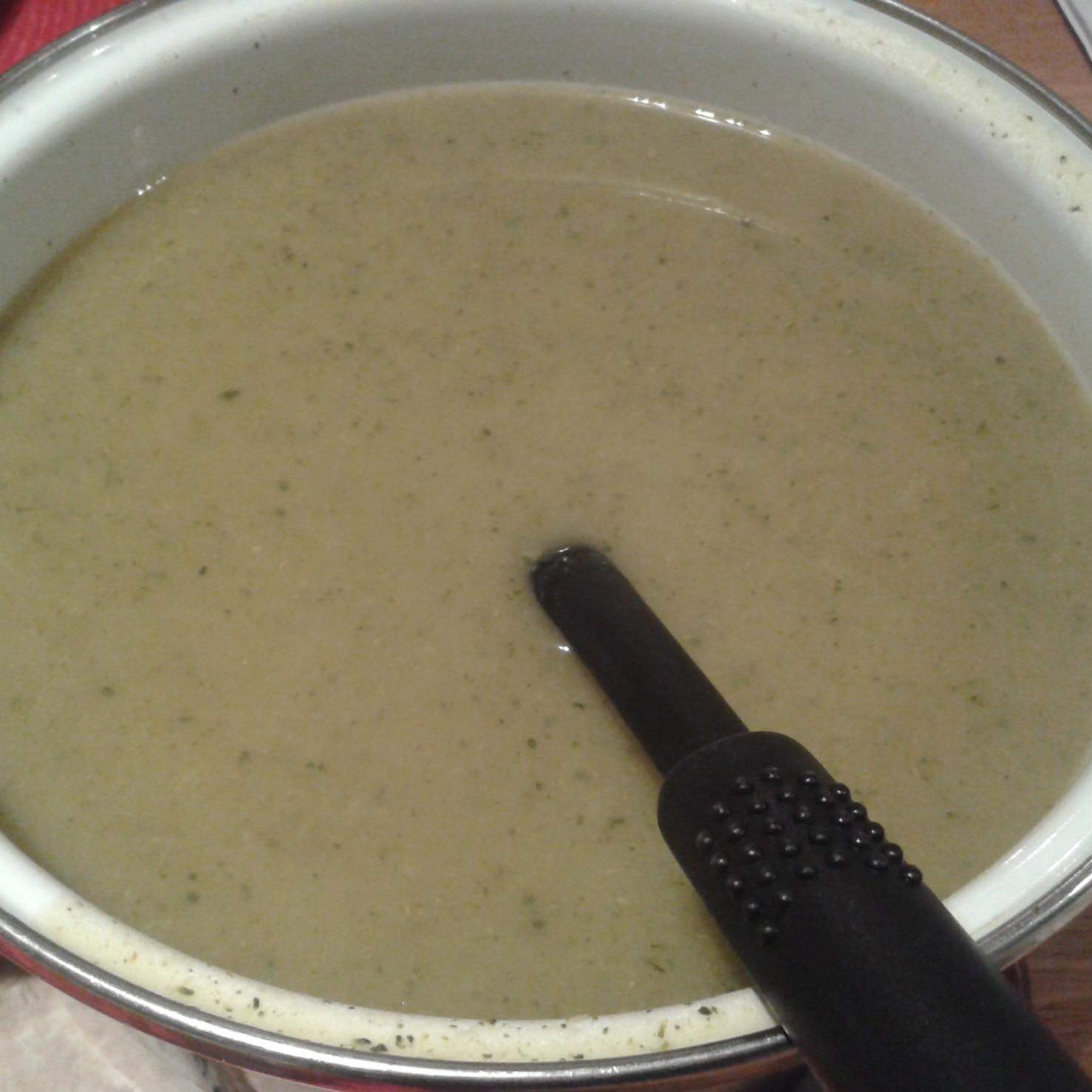 Soupe verte moderne