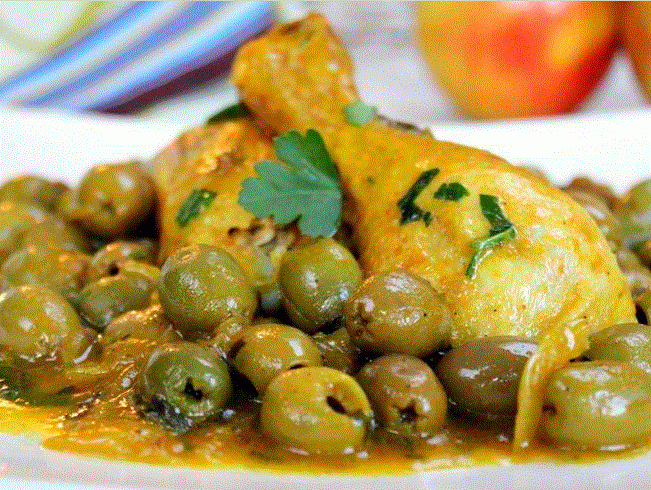tAJINE AU POULET ET OLIVES