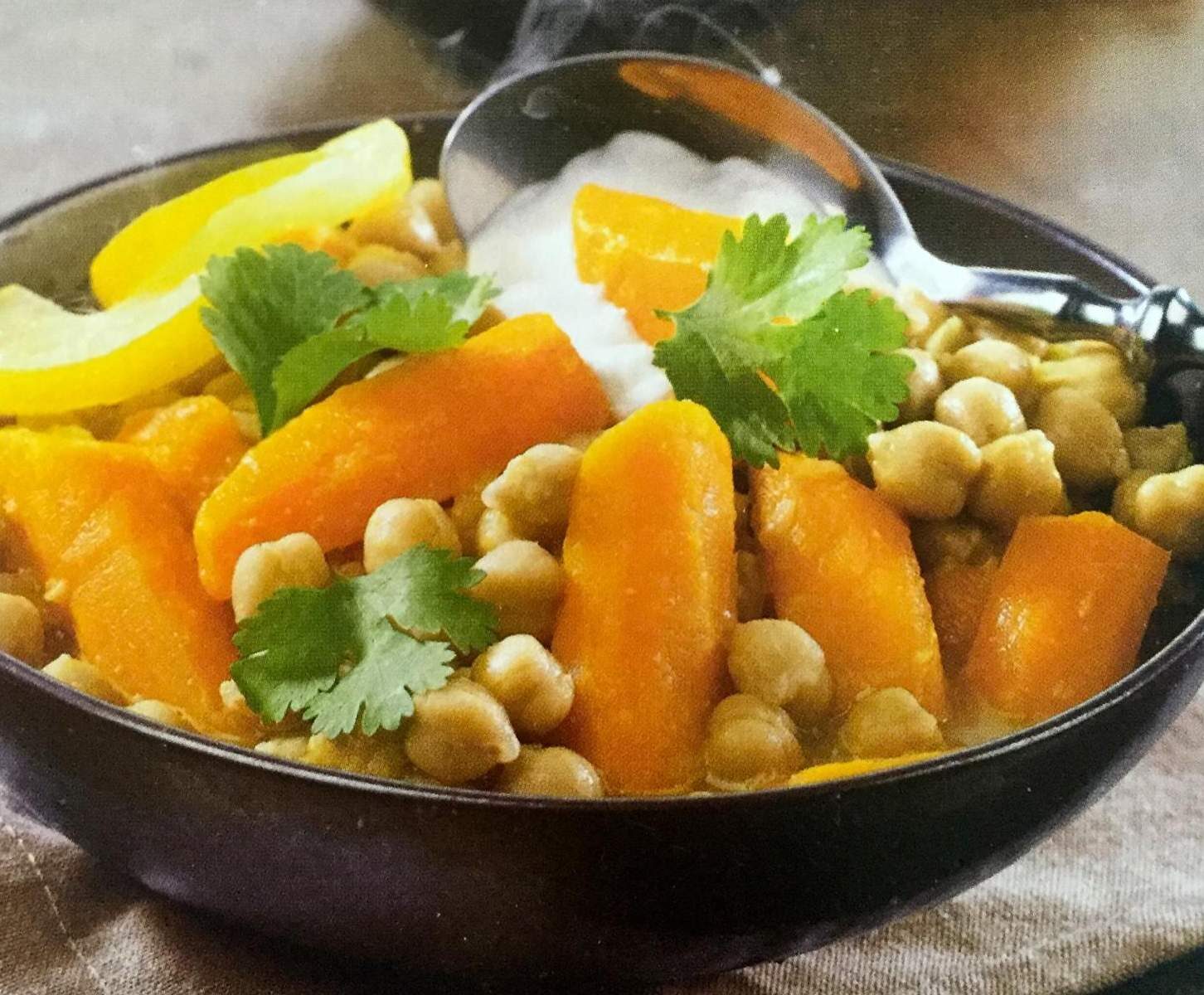 Tajine de carottes et pois chiches