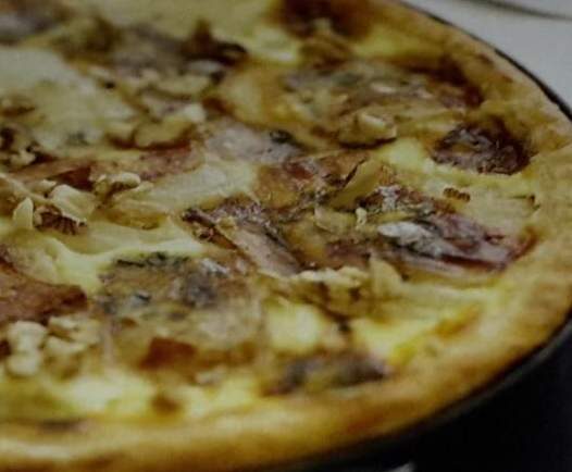 tarte aux poires, noix et bleu d'Auvergne