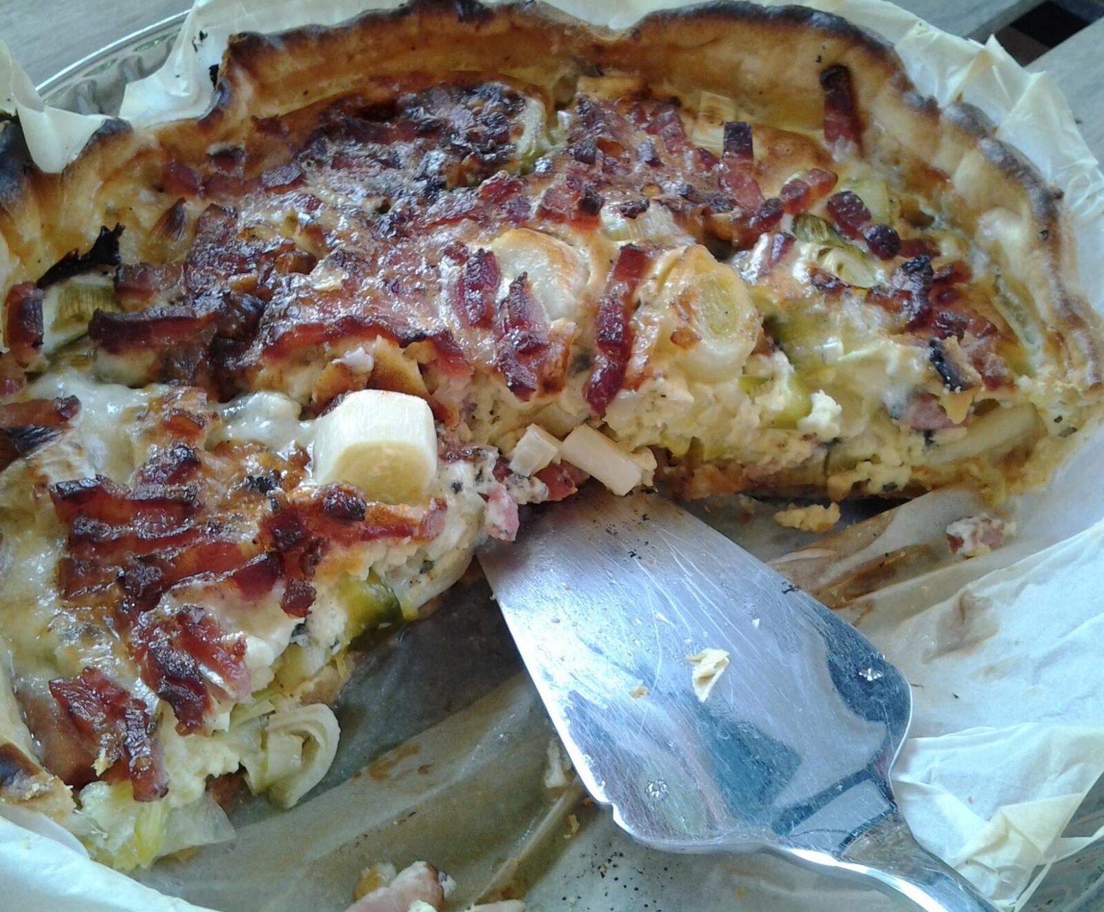 tarte poireau, lardons roquefort