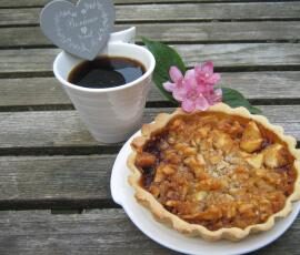 tartelettes de ch'Nord (aux pommes à la vergeoise brune et au rhum)