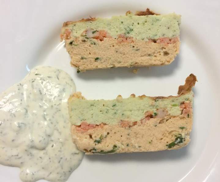 terrine aux deux poissons séparés de crevettes, queues d'écrevisses, crevettes cocktail ou saumon fumé