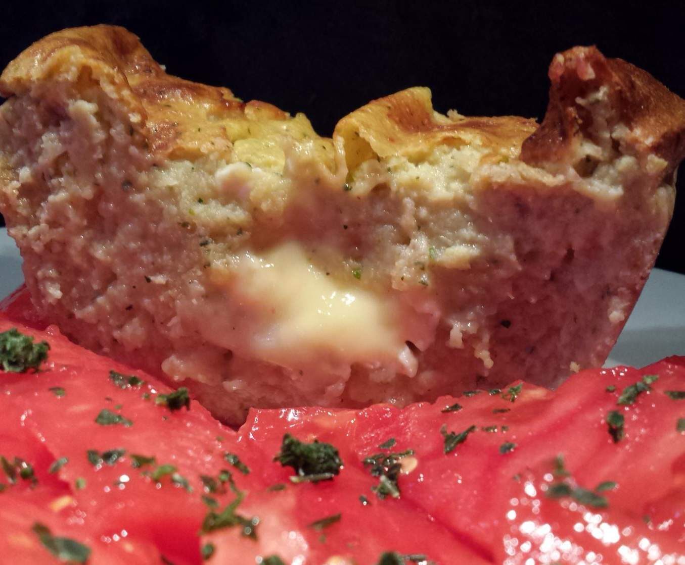 Terrine courgette/ bacon, coeur crémeux camembert.