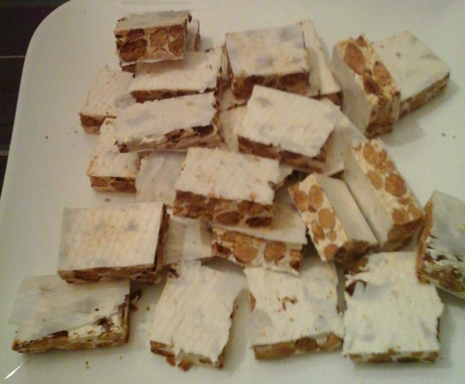 TOURON DUR ( Nougat Espagnol )