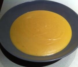 Velouté de lentilles corail façon curry Thai