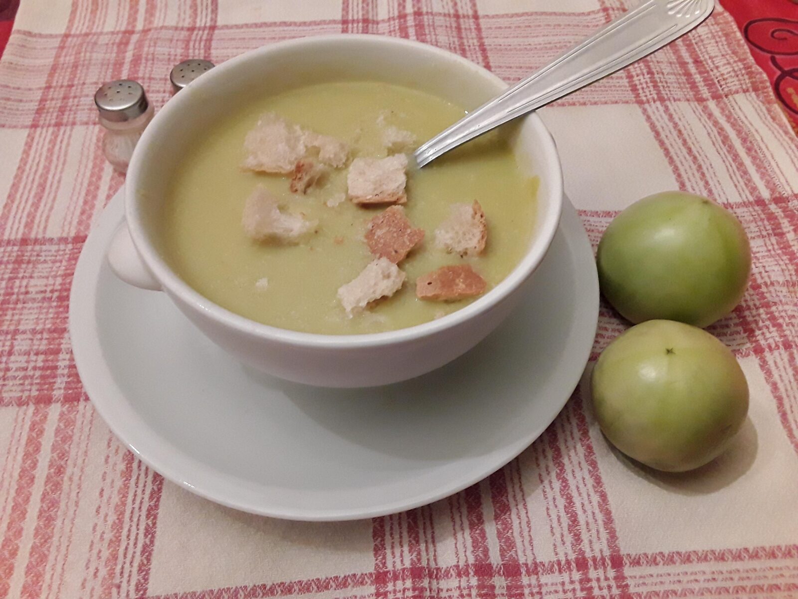 VELOUTÉ DE TOMATES VERTES