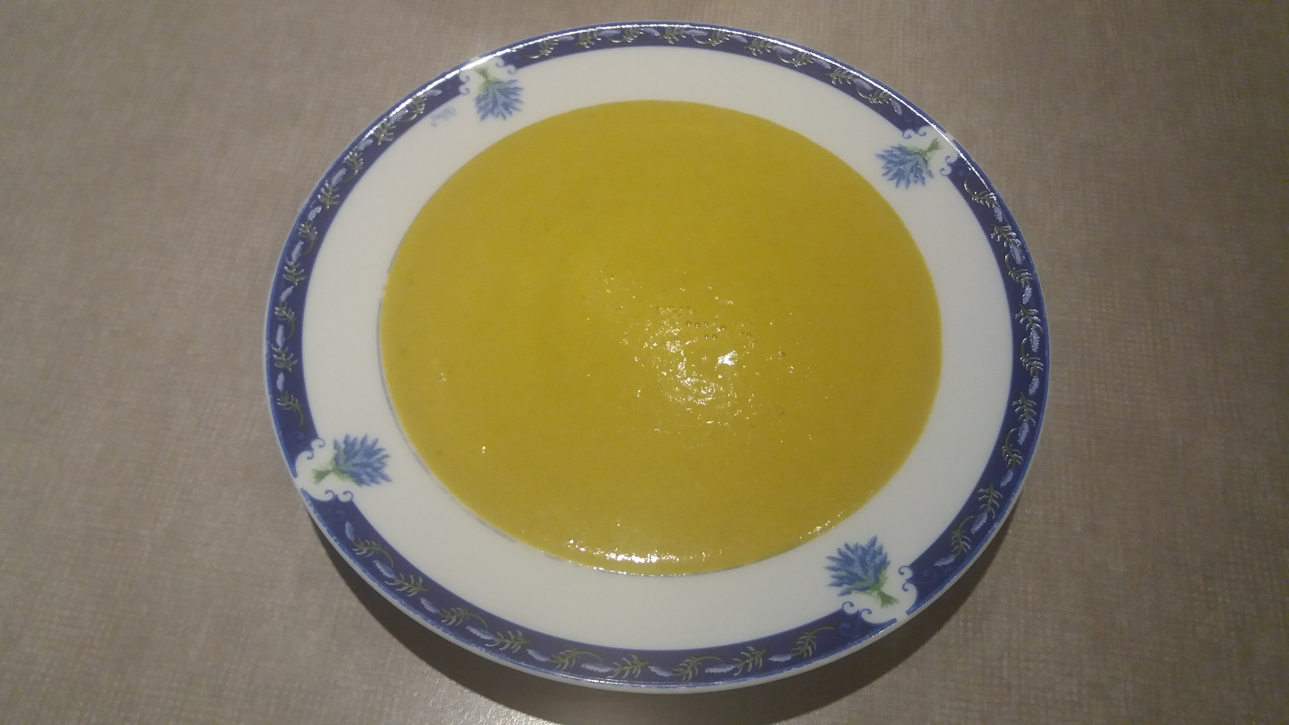 Velouté petits pois carottes au boursin