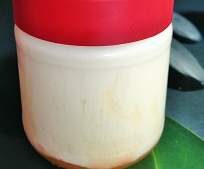 yaourts vanille et confitures